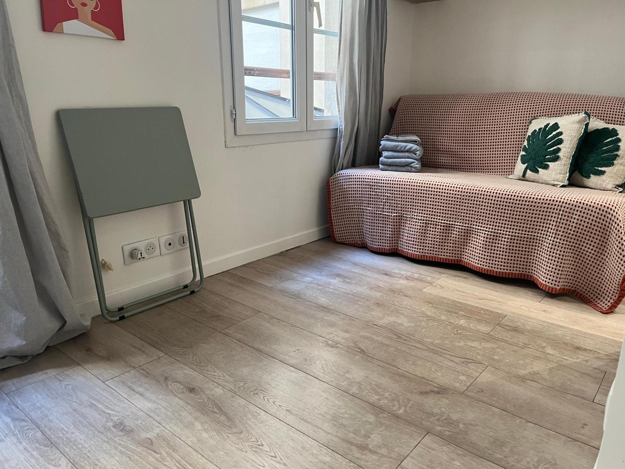 Place A 2 Minutes Du Musee Louvre Vivez A Pied